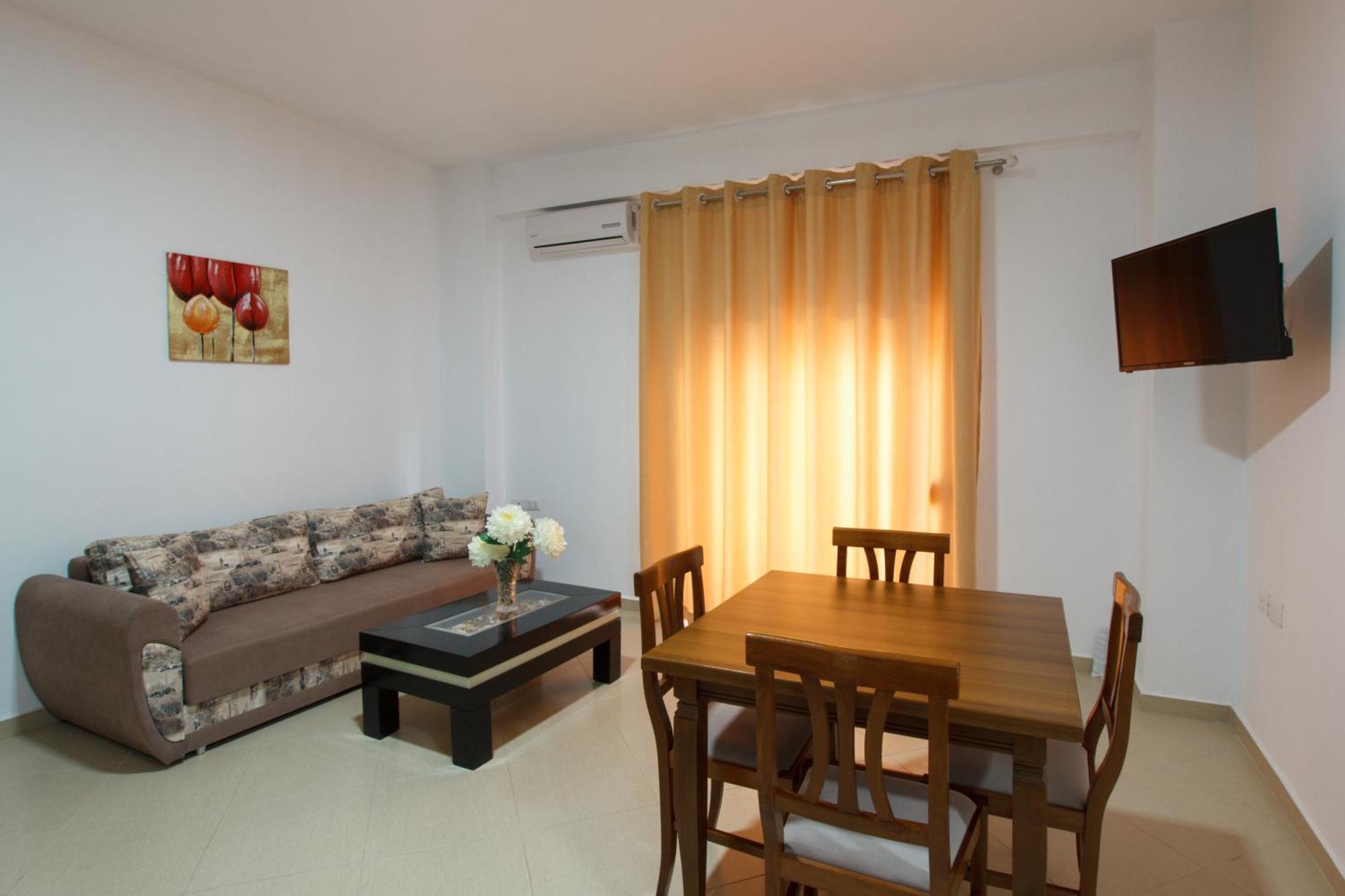 Grand Blue Aparthotel Saranda Kültér fotó