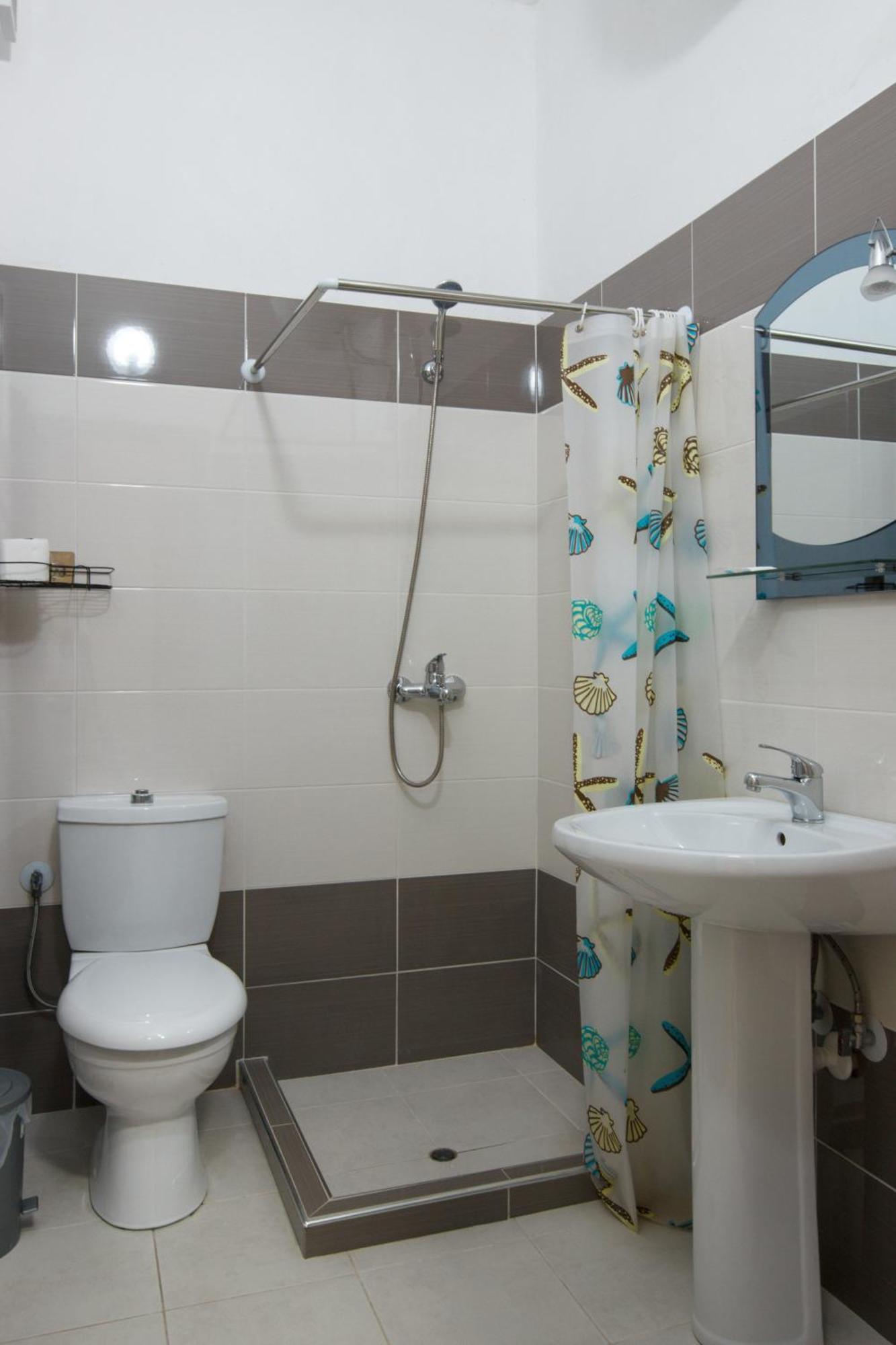 Grand Blue Aparthotel Saranda Kültér fotó